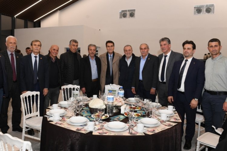 Bursa'da Başkan D&uuml;ndar, muhtarlar i&ccedil;in iftar yemeği verdi