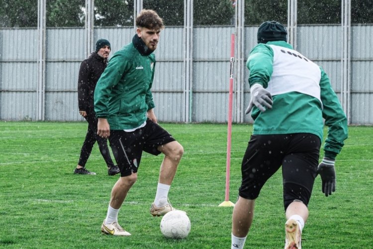 Bursaspor, Kırşehir FSK maçı hazırlıklarına antrenmanla devam etti