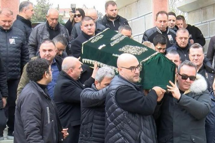 Sitare &Ouml;zkan Bilginer son yolculuğuna uğurlandı