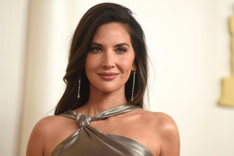 Olivia Munn kansere yakalandı
