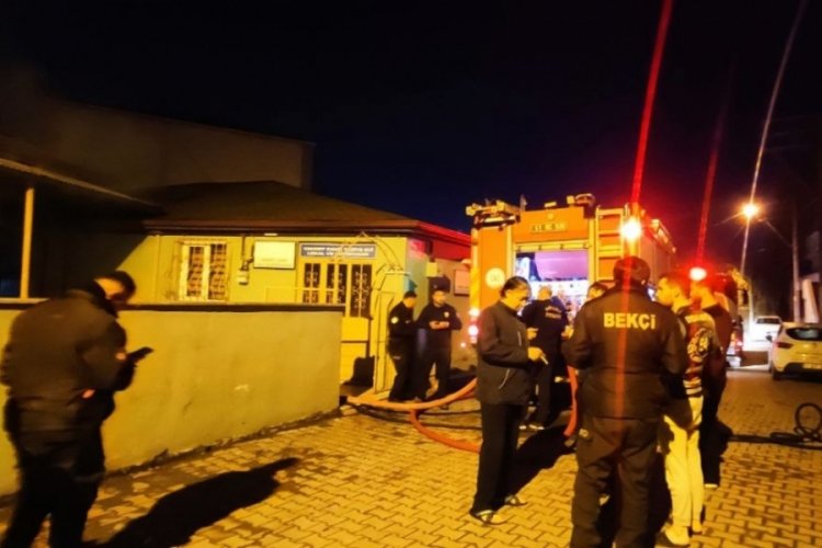 Kocaeli'de camide &ccedil;ıkan yangın s&ouml;nd&uuml;r&uuml;ld&uuml;