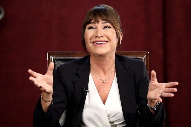 Sandık Kokusu Filiz kimdir? Sandık Kokusu dizisinde Filiz'i oynayan Demet Akbağ ka&ccedil; yaşında?