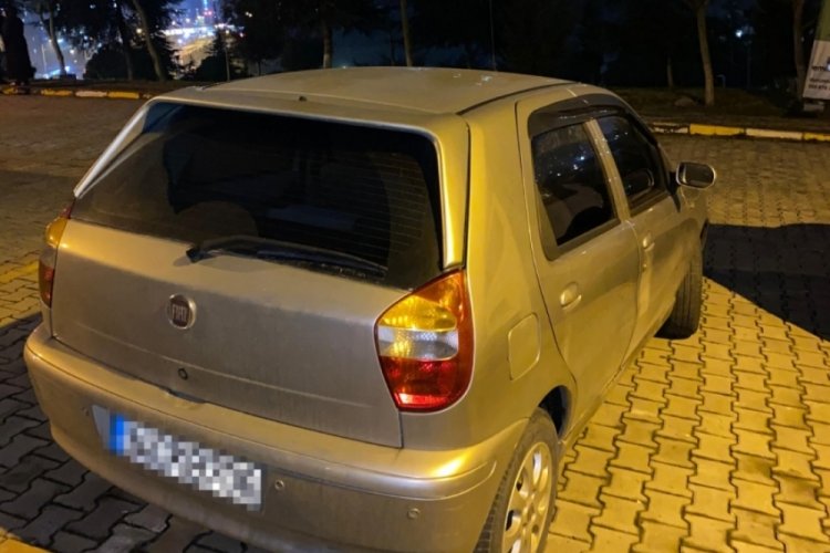 İETT otob&uuml;s&uuml;n&uuml;n şof&ouml;r&uuml;n&uuml; bı&ccedil;aklayan baba oğul adliyeye sevk edildi