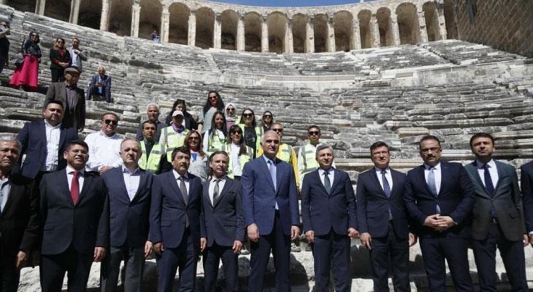 Bakan Ersoy: Aspendos'ta kazı ve restorasyon &ccedil;alışmalarını tamamlamayı planlıyoruz