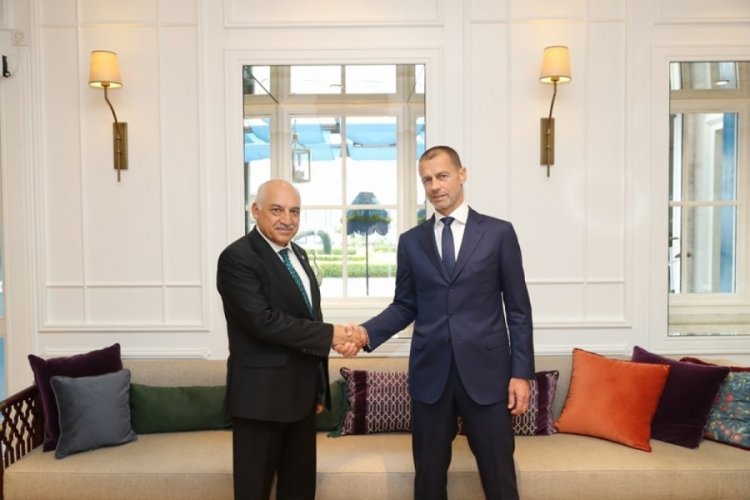 Başkan B&uuml;y&uuml;kekşi, UEFA Başkanı Ceferin ile bir araya geldi