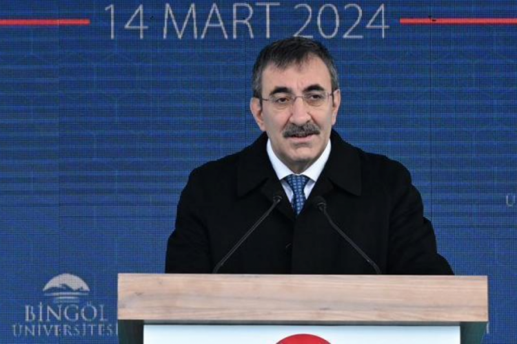 Cevdet Yılmaz: Enflasyonla kararlı bir şekilde m&uuml;cadelemizi s&uuml;rd&uuml;r&uuml;yoruz