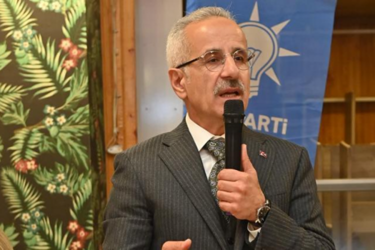 Bakan Uraloğlu duyurdu: İstanbul ve Ankara'ya yeni metro hatları geliyor