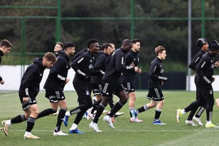 Beşiktaş, Antalyaspor hazırlıklarına devam etti