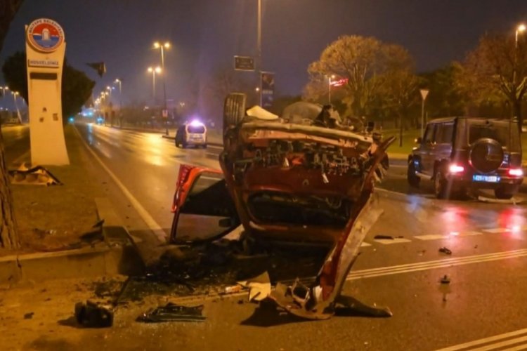 Demokrat Parti İstanbul İl Başkanı trafik kazası ge&ccedil;irdi