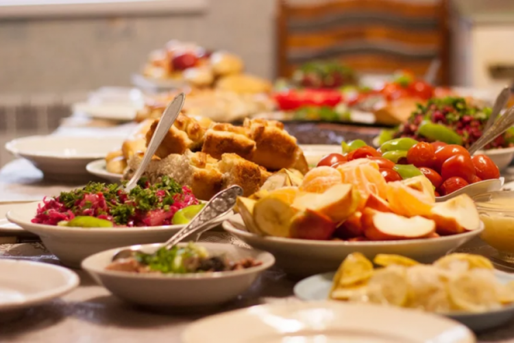Sakarya'da gaziler onuruna iftar programı ger&ccedil;ekleştirildi
