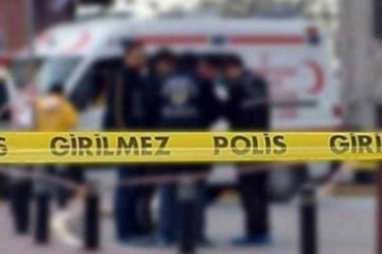 Afyonkarahisar'da otomobil devrildi!