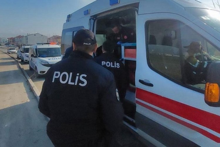 &Ccedil;orum'da boşanma aşamasındaki eşini tabancayla yaraladı