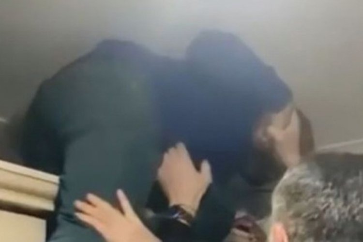 Ankara'da 100 yıl hapis cezası bulunan adam&nbsp;gardırobun &uuml;zerinde yakalandı