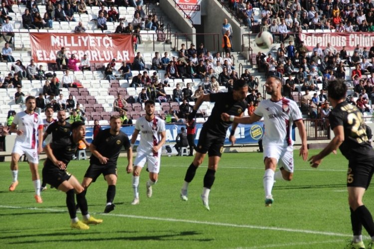 Elazığspor, Anadolu &Uuml;niversitesi karşısında