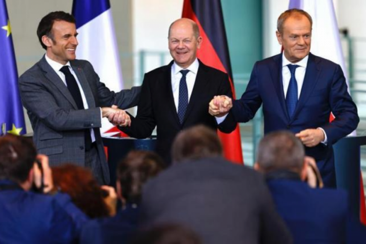 Scholz: Ukrayna'yı destekliyoruz fakat, Rusya ile savaş i&ccedil;erisinde değiliz