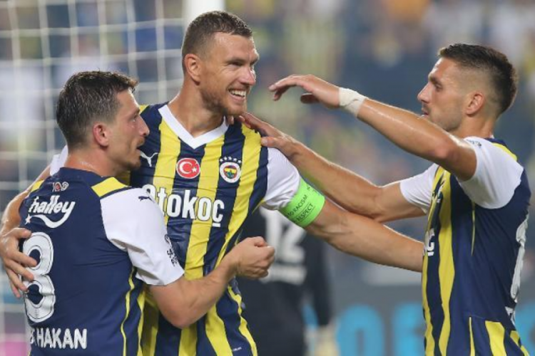 Mert Hakan Yandaş, Trabzonspor ma&ccedil;ında forma giyemeyecek