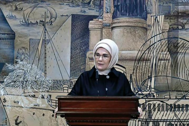 Emine Erdoğan: Anadolu irfanından m&uuml;lhem birlik ve dayanışma k&uuml;lt&uuml;r&uuml;d&uuml;r