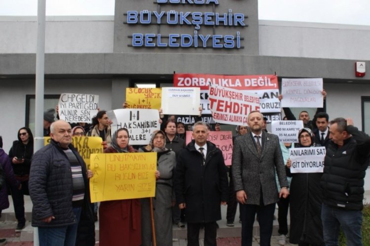 Zafer Partisi Bursa BBB Adayı Bayram Kazancı, kentsel d&ouml;n&uuml;ş&uuml;m mağdurlarını ziyaret etti!