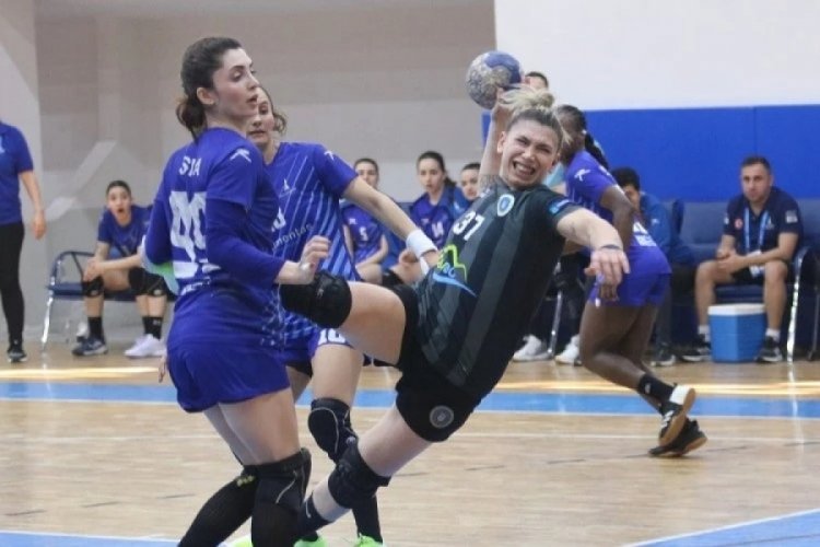 Bursa&nbsp;B&uuml;y&uuml;kşehir Belediyespor, İzmir B&uuml;y&uuml;kşehir Belediyespor'u yendi