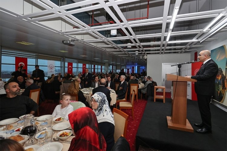 Bursa Valisi Demirtaş, gaziler ile iftarda bir araya geldi