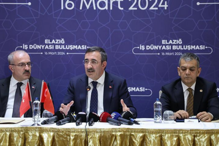 Cumhurbaşkanı Yardımcısı&nbsp;Yılmaz: T&uuml;rkiye trilyon dolarlık ekonomiler ligine katılmış oldu