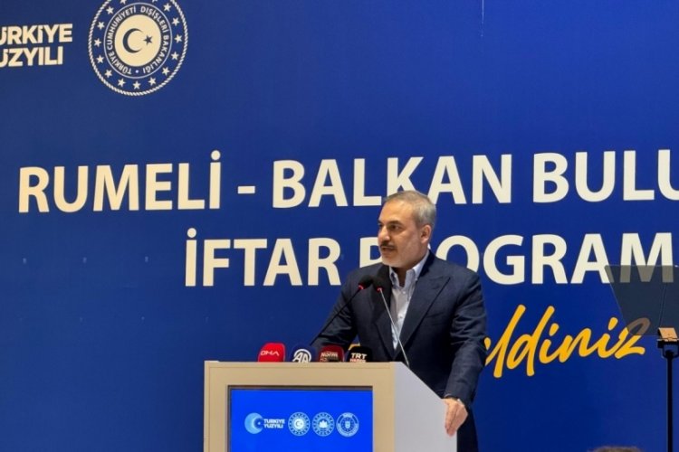 Bakan Fidan, Bursa'da Rumeli Balkan T&uuml;rkleri ile iftarda buluştu