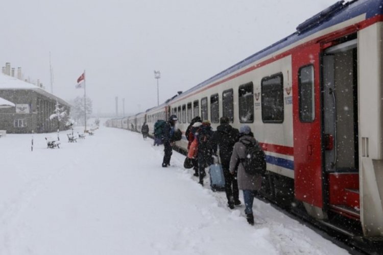 Ankara-Tatvan turistik treni seferlere başlıyor