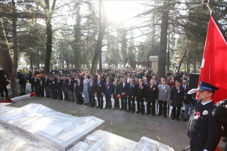 18 Mart &Ccedil;anakkale Zaferini Anma ve Şehitler G&uuml;n&uuml;, İneg&ouml;l'de de d&uuml;zenlenen t&ouml;renlerle kutlandı