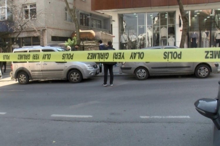 İstanbul'da polis memuru trafikte tartıştığı s&uuml;r&uuml;c&uuml;y&uuml; bacağından vurdu