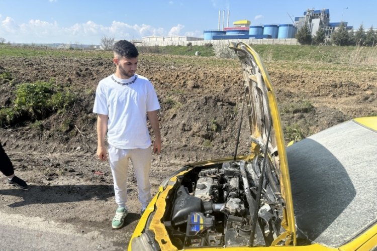 Tekirdağ'da otomobil yandı!