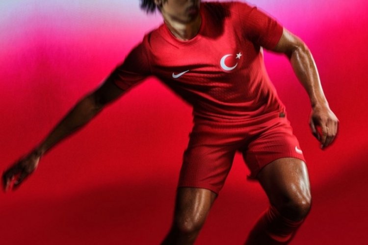 TFF, T&uuml;rkiye Milli Takımları'nın yeni formasını tanıttı