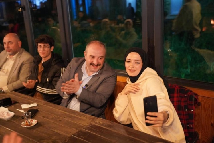 Mustafa Varank 'Gençlik Buluşmasında' Orhangazili gençlerle buluştu 