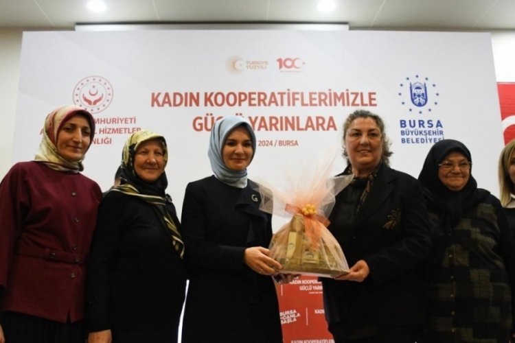 Bakan Göktaş Bursa'da kadın kooperatiflerinin temsilcileriyle buluştu