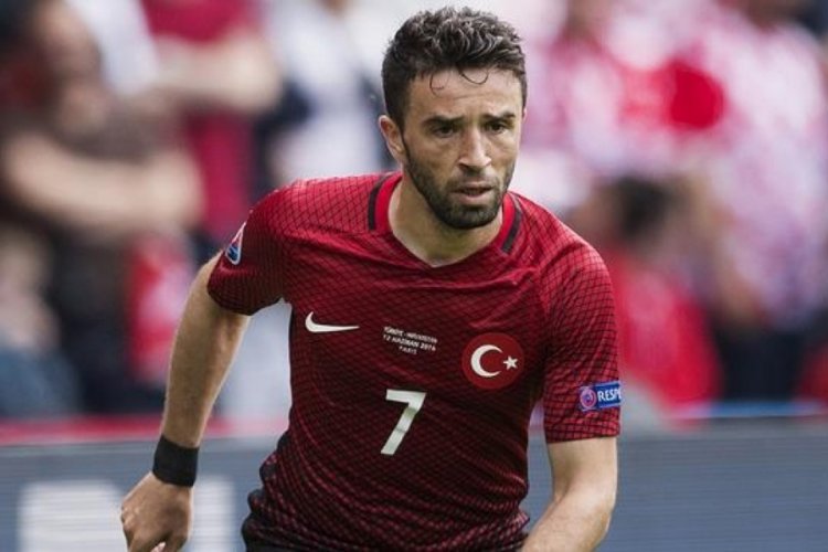 G&ouml;khan G&ouml;n&uuml;l geri d&ouml;nd&uuml;! Yeni adresi belli oldu