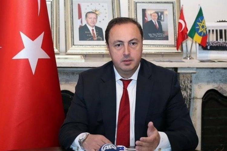 &Uuml;sk&uuml;p B&uuml;y&uuml;kel&ccedil;isi Ulusoy, Kuzey Makedonya Cumhurbaşkanı'na g&uuml;ven mektubunu sundu
