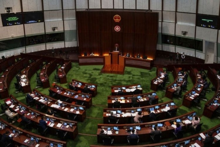 Hong Kong parlamentosu Ulusal G&uuml;venliği Koruma Yasası'nı oybirliğiyle kabul etti