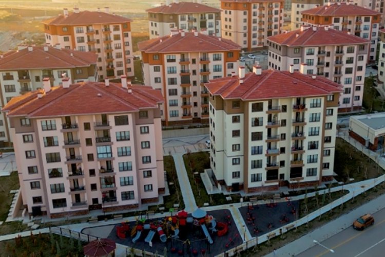 Konut alacakları ilgilendiren haber! Talep d&uuml;şt&uuml;, fiyat artışı yavaşladı