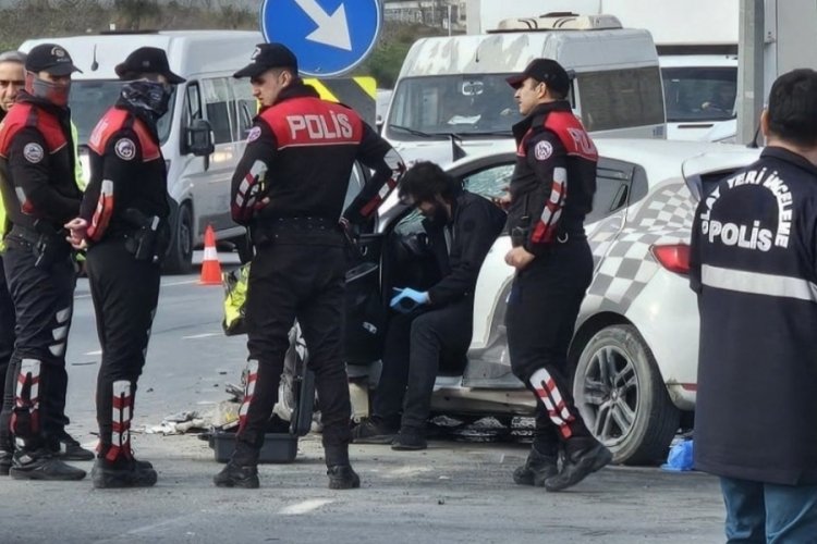 Direksiyon eğitmeni minib&uuml;se &ccedil;arparak hayatını kaybetti!