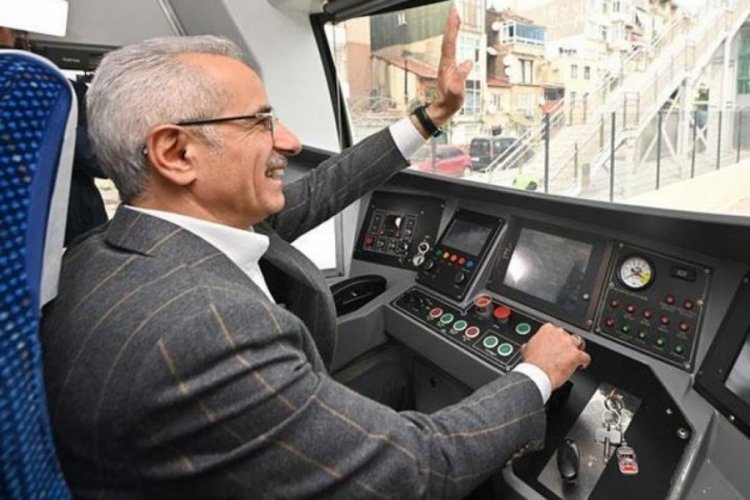 Bakan Uraloğlu a&ccedil;ıkladı: Ankara-Elmadağ b&ouml;lgesel treni sefere &ccedil;ıkıyor