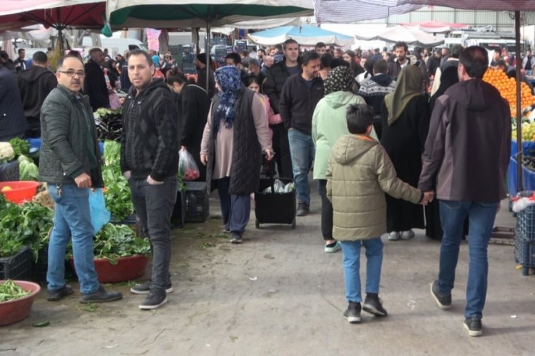 Aksaray'da semt pazarlarında hareketlilik yaşanıyor