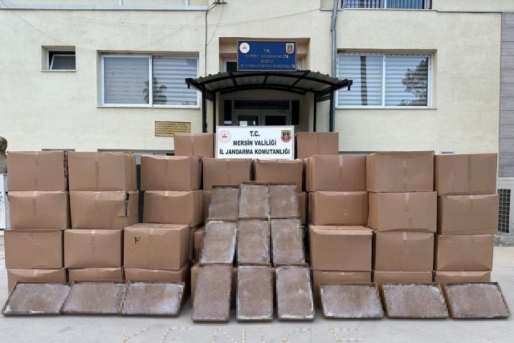 Mersin'de 2 milyon ka&ccedil;ak makaron ele ge&ccedil;irildi