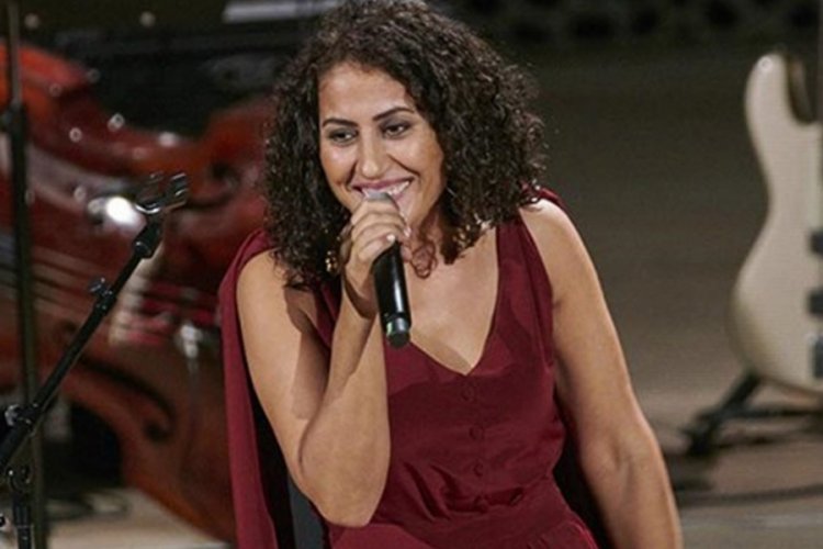 Şivan Perver, şarkısını Aynur Doğan'a yasaklattı!