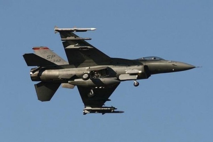 Yunan F-16 u&ccedil;ağı Ege Denizi'nde d&uuml;şt&uuml;!