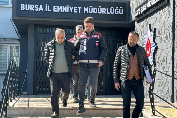 Bursa'da kar payı dolandırıcılığında yakalanan 3 kişi adliyeye sevk edildi