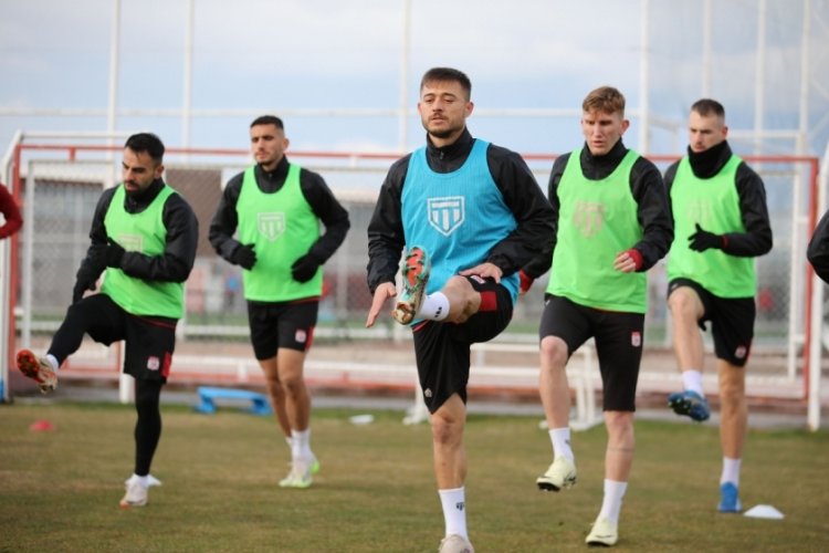 Sivasspor'da Fatih Karagümrük maçı hazırlıkları sürüyor