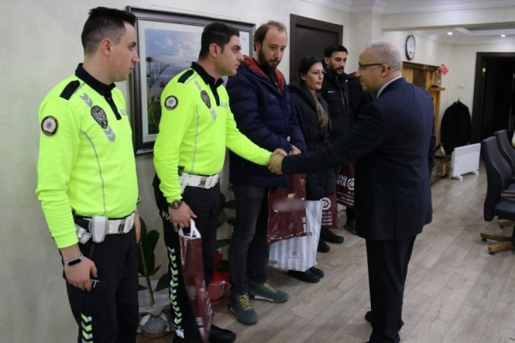 Ağrı'da başarılı emniyet personeli &ouml;d&uuml;llendirildi