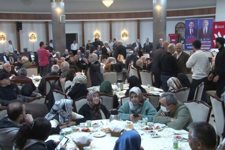 &Uuml;mraniye Belediye Başkanı İsmet Yıldırım: Dişe dokunur bir hizmetleri olmadı