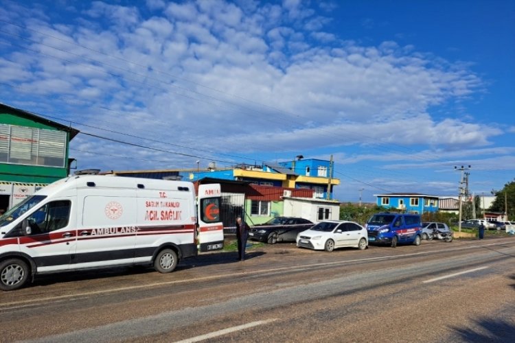 Hatay'da motosikletli şahıstan iş yerine silahlı saldırı
