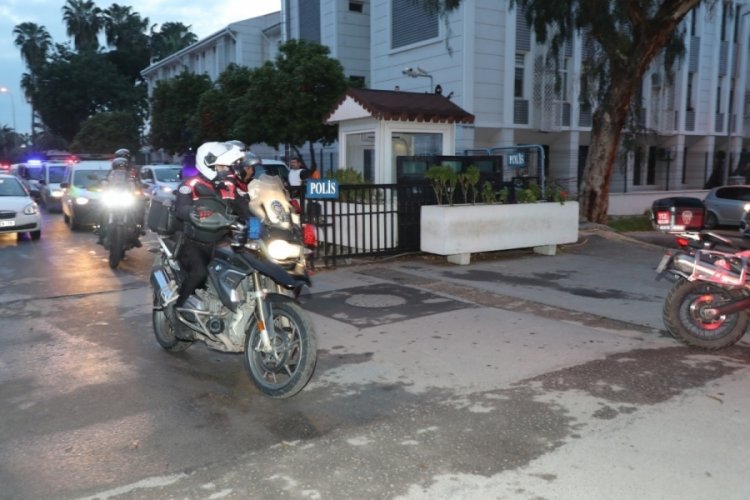 Mersin'de aranan 88 ş&uuml;pheliye g&ouml;zaltı