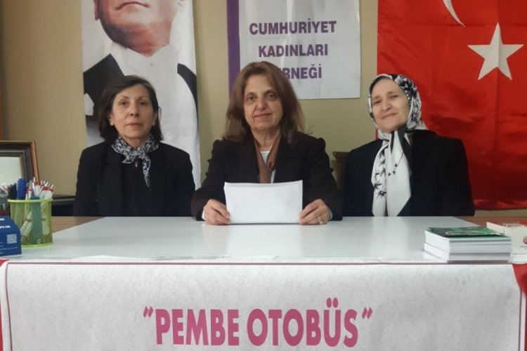 Cumhuriyet Kadınları Derneği'nden "pembe otob&uuml;s" a&ccedil;ıklamasına tepki